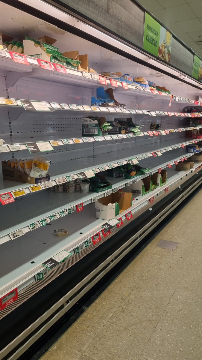 Felicity Sowerbutts (@felicityls) on Twitter photo Empty shelves at <a href="/woolworths/">Woolworths</a> Chelsea. This is what happens when you treat workers like robots and don't pay them a fair wage - they strike to demand dignity and remind us how important their work is. #WooliesStrike <a href="/UnitedWorkersOz/">United Workers Union</a> Empty shelves at <a href="/woolworths/">Woolworths</a> Chelsea. This is what happens when you treat workers like robots and don't pay them a fair wage - they strike to demand dignity and remind us how important their work is. #WooliesStrike <a href="/UnitedWorkersOz/">United Workers Union</a>