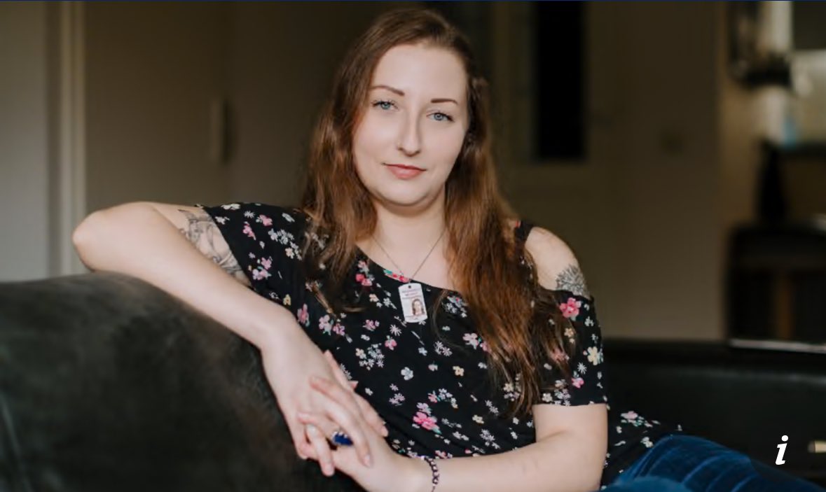 LoisMcLatch's tweet photo. Dutch authorities approved Zoraya, 29, to be euthanised.

Why?

Because she had depression, anxiety, trauma, and a personality disorder.

In other words, they pushed her off the bridge.

Disgraceful. 🇳🇱 https://t.co/4a0kQKnpRx