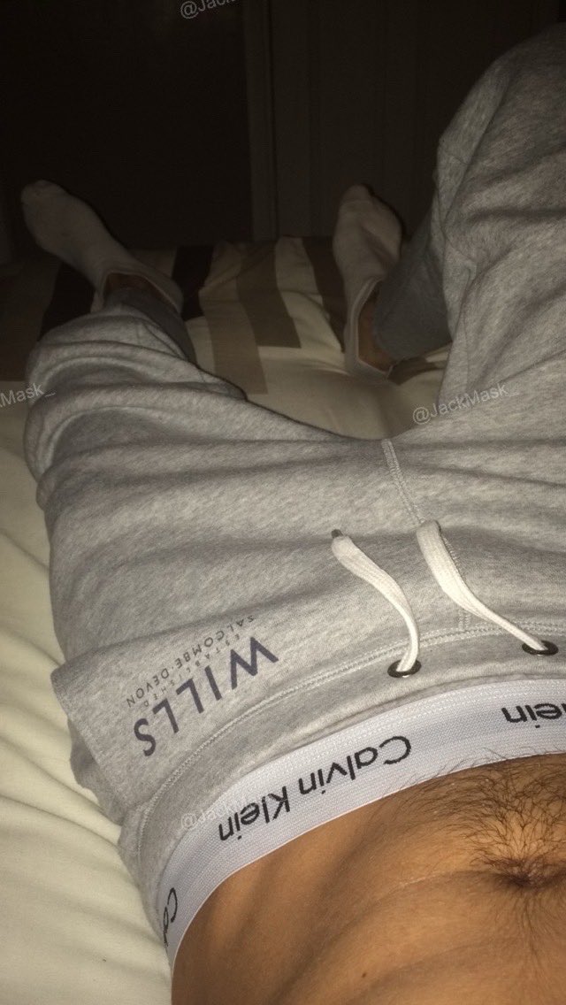 Staying in this weekend 👀

Instagram.com/JackMask_