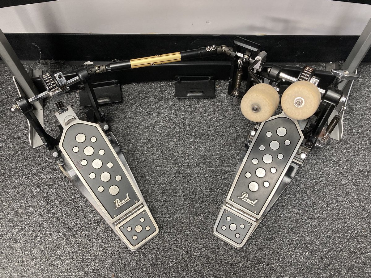 RhythmTraders's tweet image. And Oldie but a Goodie!

Vintage Pearl Double Kick Pedal

Similar to the 800 series 

W/expansion kit

Plays like new!

$200