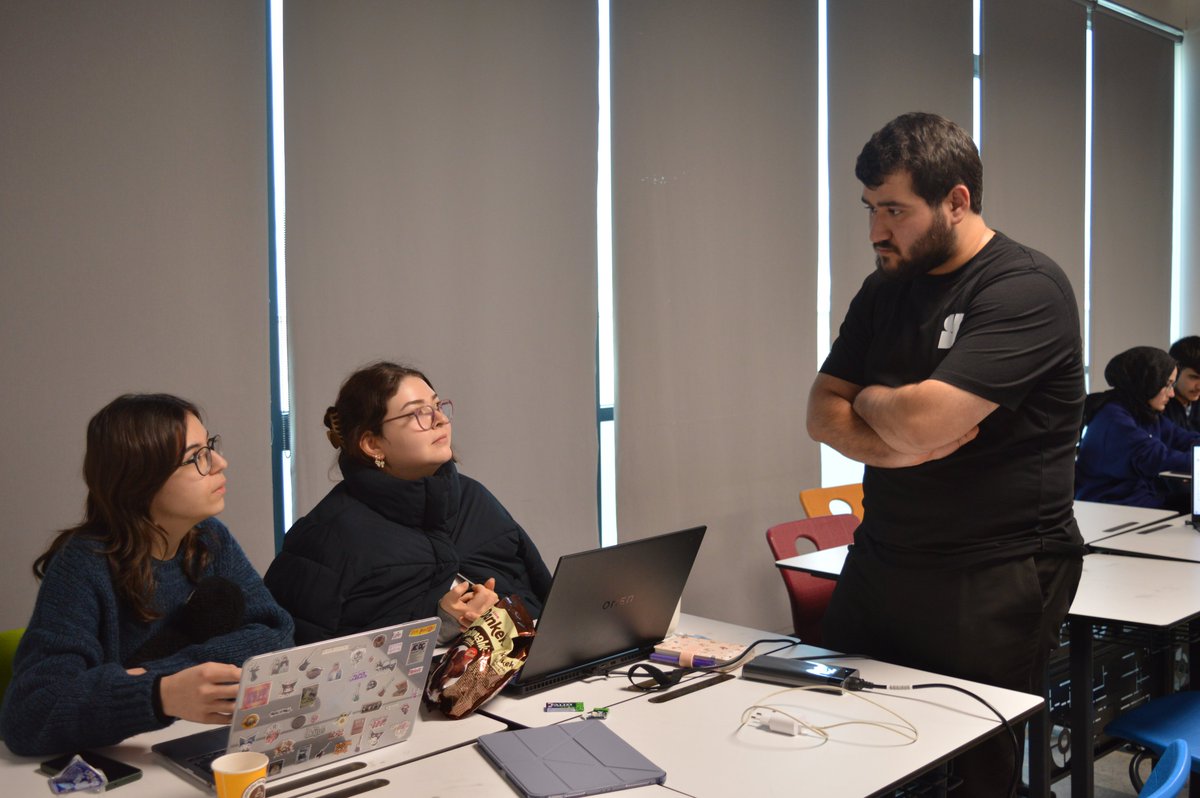 Software Club | Ostim Solana Hackathon tweet media