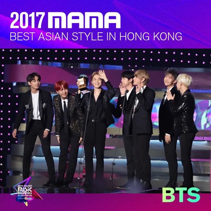 R2804M2710's tweet photo. 2017.12.02

[#2017MAMA] 受賞者発表。おめでとう！

新しいアジア人アーティスト#NCT127

ベスト女性グループ #RedVelvet

香港で最高のアジアンスタイル #BTS

最優秀女性アーティスト #IU https://t.co/xCfNDY0ZKs