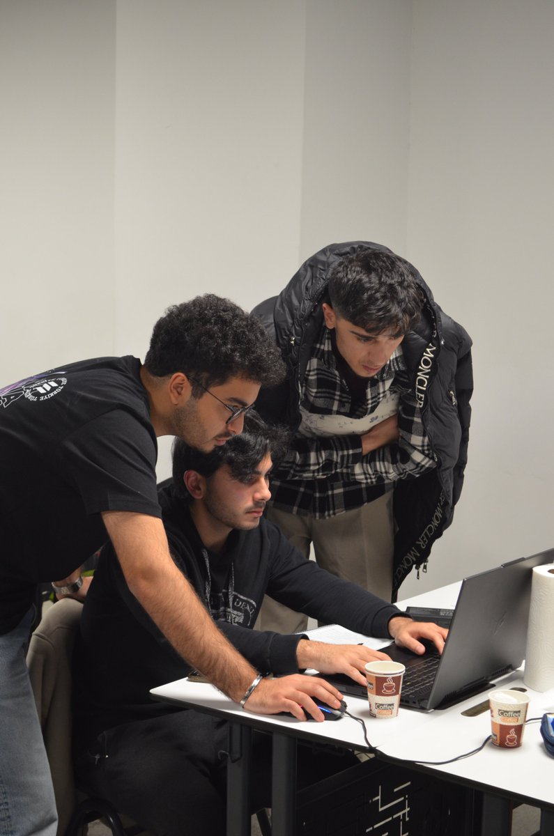 Software Club | Ostim Solana Hackathon tweet media