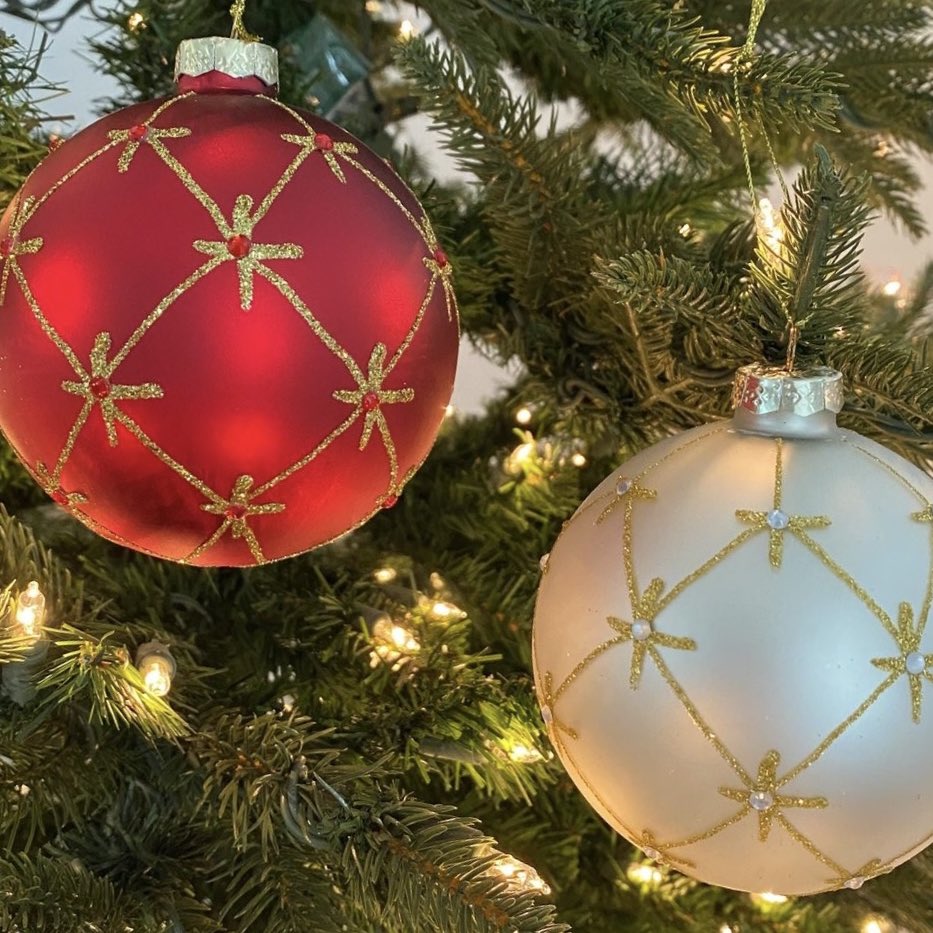 💤💭 tweet media