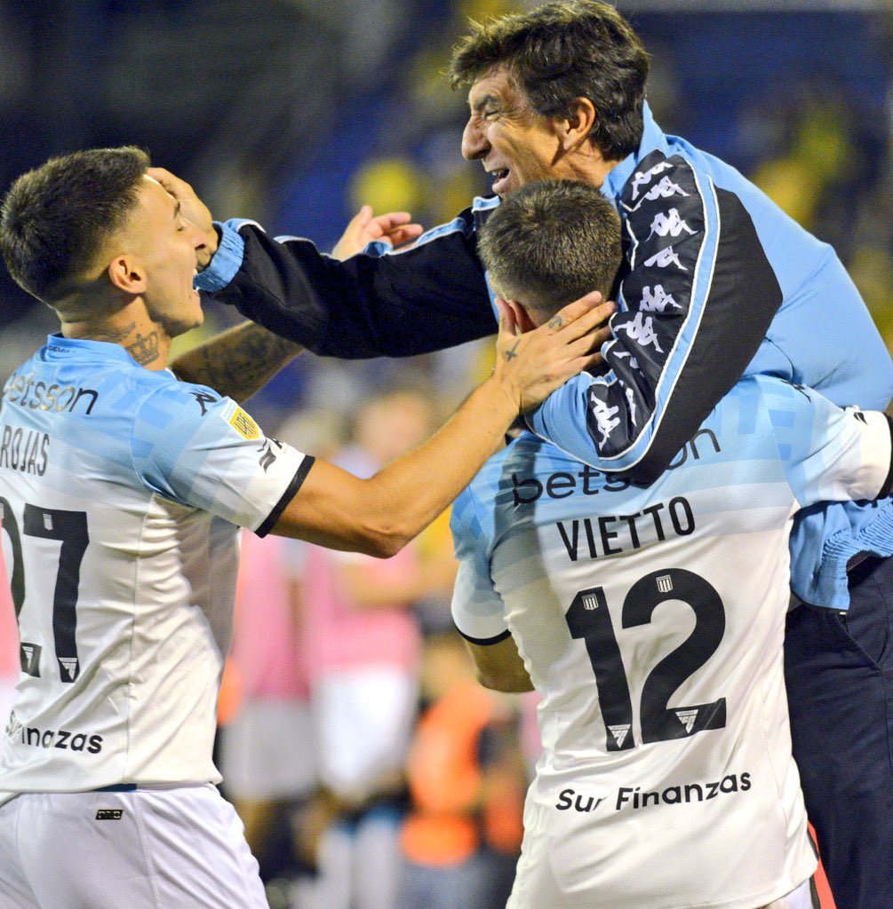 LaPizzuti_'s tweet photo. Y RACING VA.
Y RACING GANA.
Y RACING SUEÑA. https://t.co/Ikk41ycluL