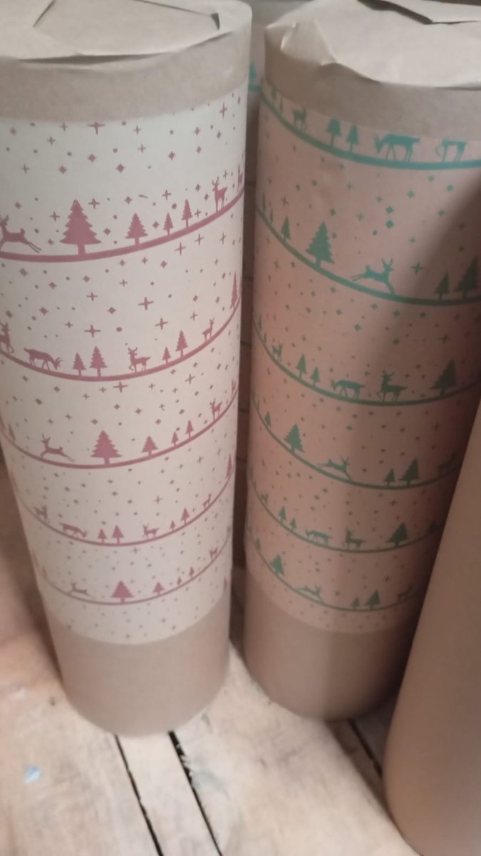 paperval1's tweet photo. @diegodelacurva @alvaroaddiegob #ChalequitosVerdes Bobinas de papel de regalo motivos Navideños para tu Emrendimiento #Navidad2024 hace pedido por wasap 093588349 y te pasamos link de pago. @alvaroaddiegob https://t.co/qFTwb1Ykbo