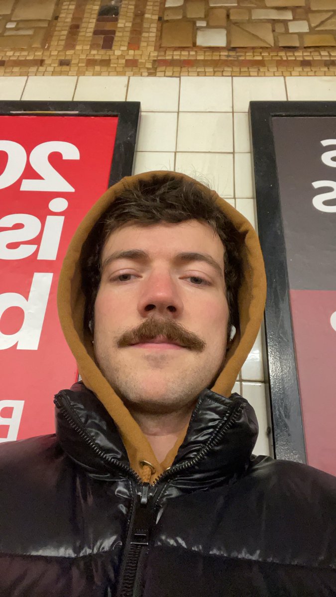 nycbatorboy's tweet photo. it’s cold btw https://t.co/QNJk75N4qO