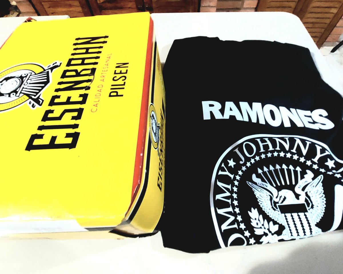 Ya arranca el QDRTV Ramonero con los Mojones. El kit de Eisenbahn y la remera de <a href="/Creative_py/">creativedigitalpy</a> pueden ser tuyos Enviá tus fotos y comentarios!