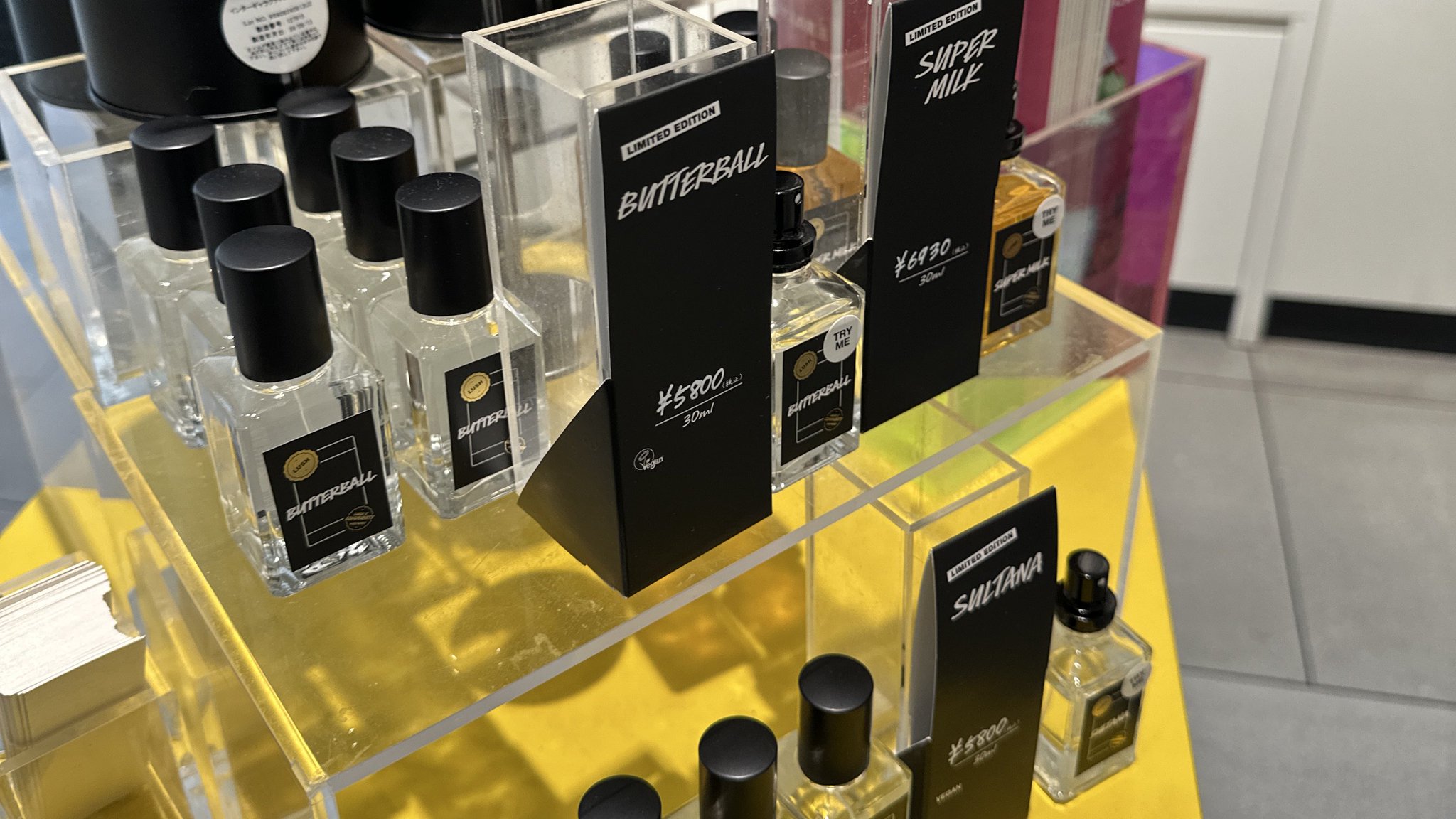 LUSH スノータフィーパフューム香水 30ml ラッシュ スノータフィー パフューム | LUSH