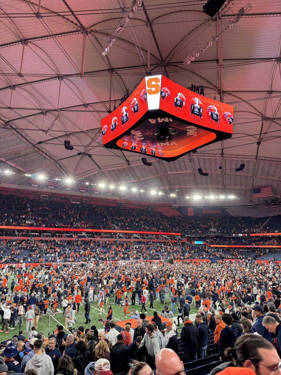 HMan3777's tweet image. Unbelievable. #Cuse !! 🍊