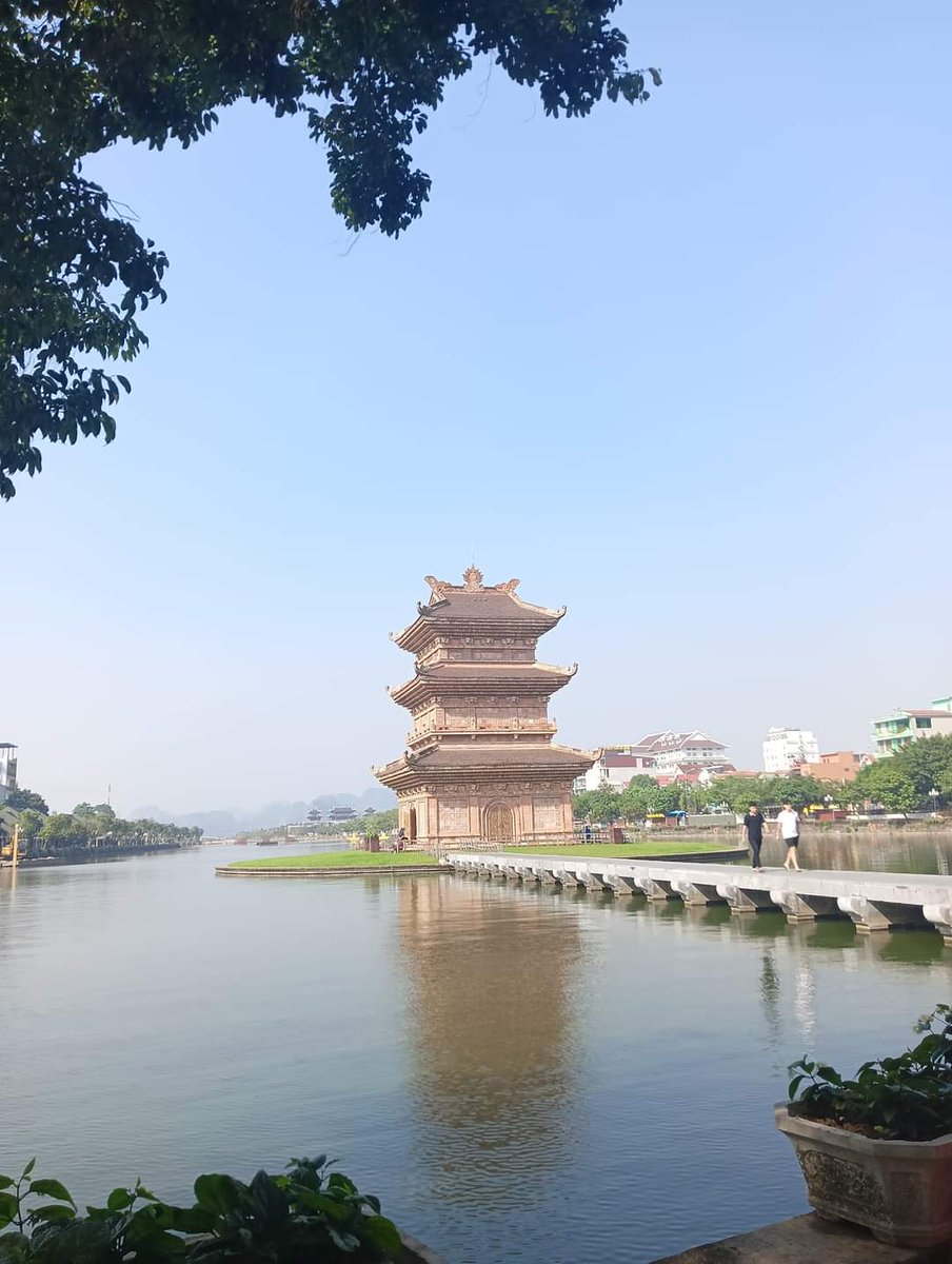 Mr_Tuti9x's tweet image. Good morning⛅⛅⛅

Wishing you and your family a nice weekend
#Ninhbinh #Vietnam