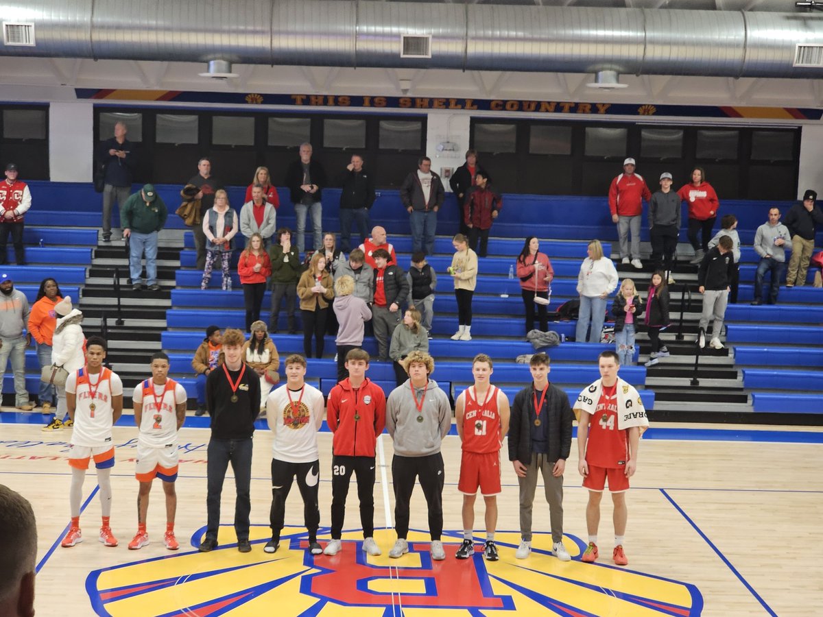 BBK Final: Centralia  63-51 <a href="/ESTLFlyersbball/">East St. Louis Flyers Boys Basketball</a>
#RoxanaHoopsgivingClassic
#Championship
Tourney MVP is <a href="/DustynCollins4/">Dustyn Collins</a>
<a href="/X95radio/">95.3 X95 - #1 Hit Music Station</a> <a href="/section618/">Section618.com</a> 
<a href="/wmixsports/">WMIX Sports</a> <a href="/STLhssports/">STLhighschoolsports</a> <a href="/areasports/">AreaSports.net</a>  <a href="/WGGH_Radio/">WGGH Radio</a> <a href="/wqrl/">WQRL Radio</a> <a href="/1035ESPN/">1035ESPN</a> <a href="/deuceandabuse/">Darren Kinnard</a> <a href="/RRSportsCentral/">River Radio Sports Central</a> <a href="/CHSSportsPage/">Orphan Nation</a>
