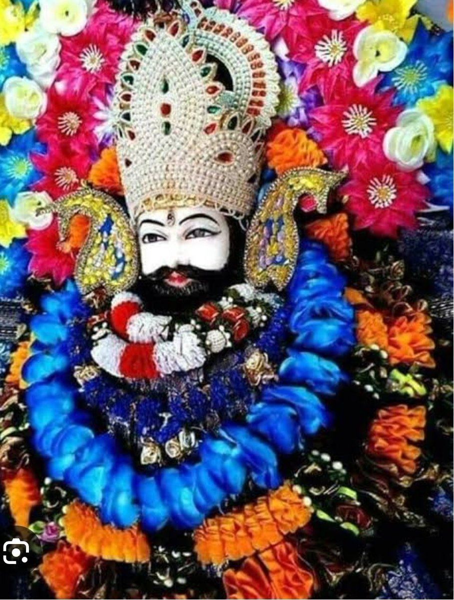 मुझे ना स्वर्ग चाहिए ना धन दौलत मुझे 
  बाबा सिर्फ आपका साथ चाहिए 
हारे का सहारा बाबा श्याम 
   जय श्री खाटू नरेश
