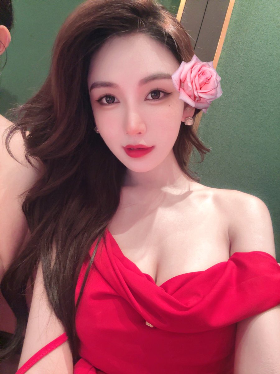 12月的第一天，需要我术前术后资源的哥哥们，加我资料上的qq哦，价格和视频质量一定让你满意哦，谢谢你们的支持，才是我更新视频的最大动力