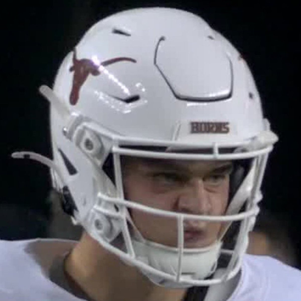 SECBarstool's tweet photo. Manningface has evolved once again https://t.co/b68SJxBc81