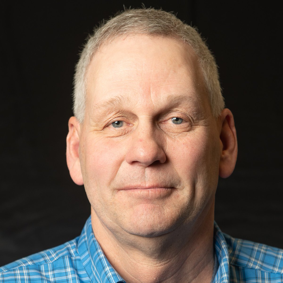 SDSHCoalition's tweet photo. Dean Sponheim is a 4th generation Iowa farmer who does no-till and strip cropping, aerial applies cover crops, and owns a cover crop seed business. He'll speak at the 2025 Soil Health Conference, Jan. 15-16, in Watertown! Learn more and register at https://t.co/YcxI1u9pZm https://t.co/ZlX1i7RVNZ