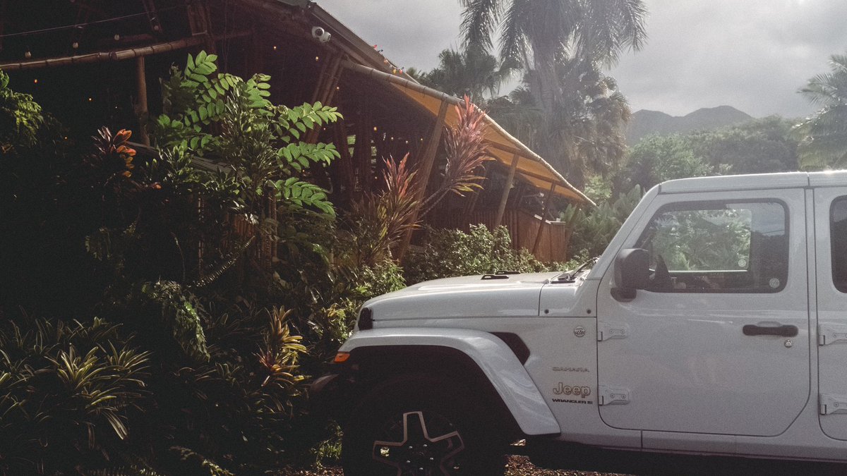 TheAmenity_'s tweet photo. Maui #roadtohana https://t.co/bcyFhrc1Tj
