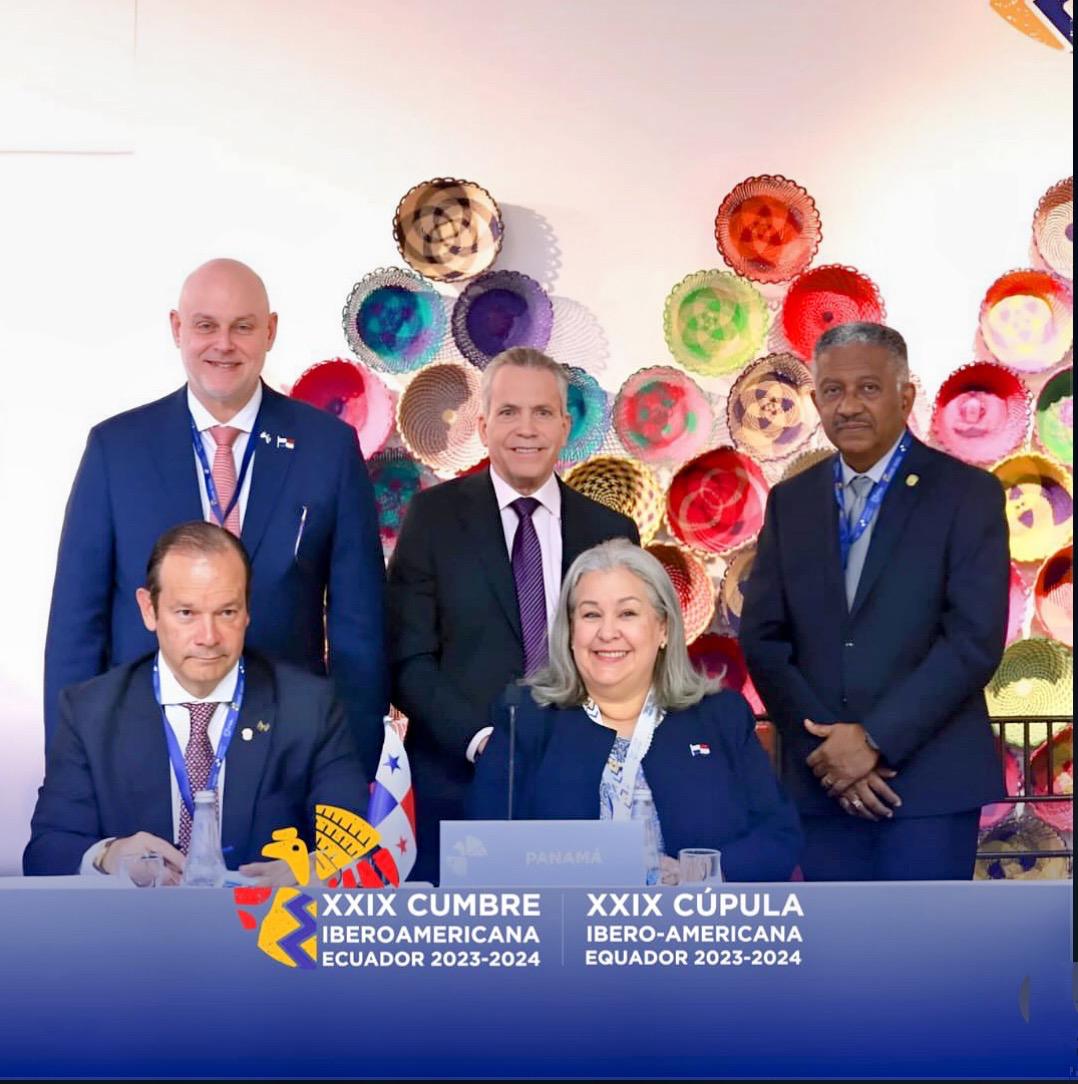 Desde el Museo Pumapungo en Cuenca, Ecuador Su Excelencia <a href="/javierachapma/">Javier Martínez-Acha Vásquez</a> participó en la II Reunión de Ministras y Ministros de Asuntos Exteriores Iberoamericanos, junto a Su Excelencia @drcarlosguevaramann