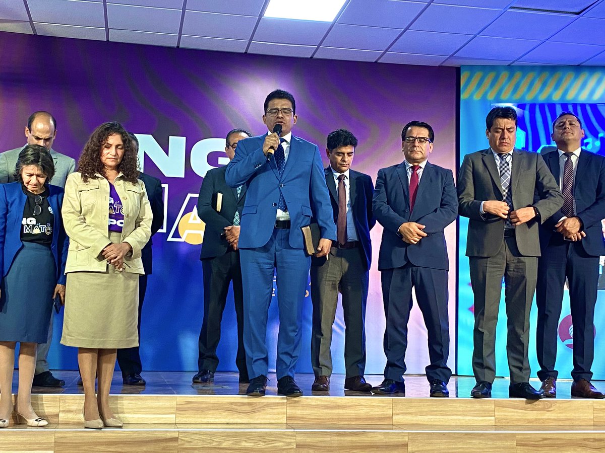 AdventistasUPN's tweet photo. Al cierre de la Gran Final, el Pr. Daniel Montalván destacó: “Crean en las #NuevasGeneraciones, apoyen sus talentos, ellos son clave en la misión de predicar. La iglesia está aquí para confiar y apostar por ellos.”🙌🌍📖
El 2025, ¡#NGMatch será en Chiclayo con @AdventistasMPN!🔥 https://t.co/R1gWrlpWjV