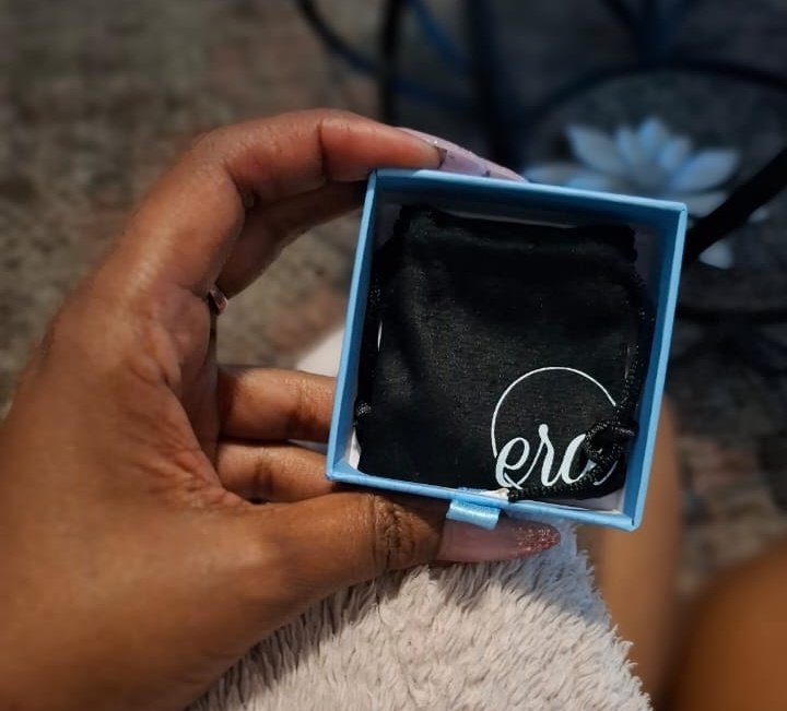 Naledi_Mailula's tweet photo. It's just after 3am and the Bestie has just given me my birthday gift! A purse and earrings by @erabydjzinhle!!! Officially my favorite (and the most expensive) earrings I've ever owned! @DJZinhle now you've got to agree that THIS IS A TRUE bestie. https://t.co/BRgCRFAuT9