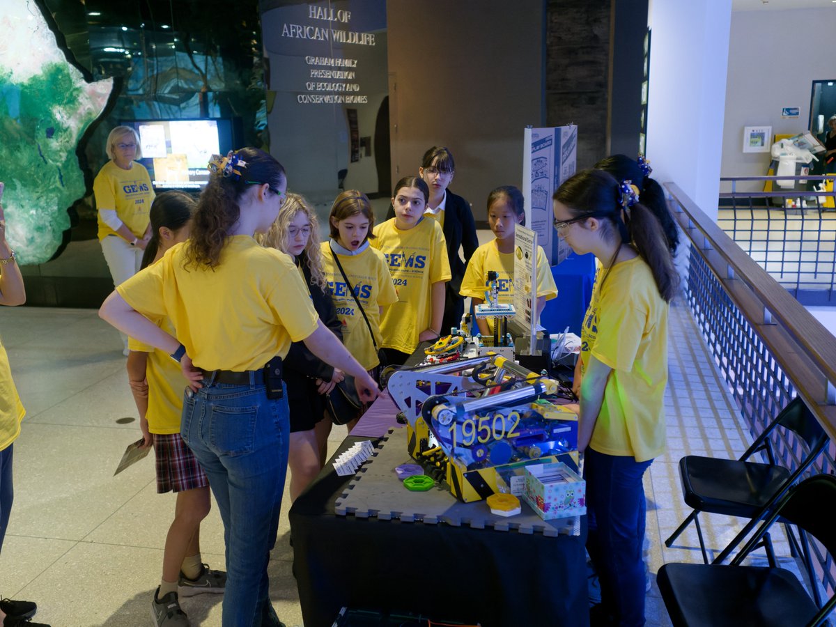 The Moment Makers tweet media