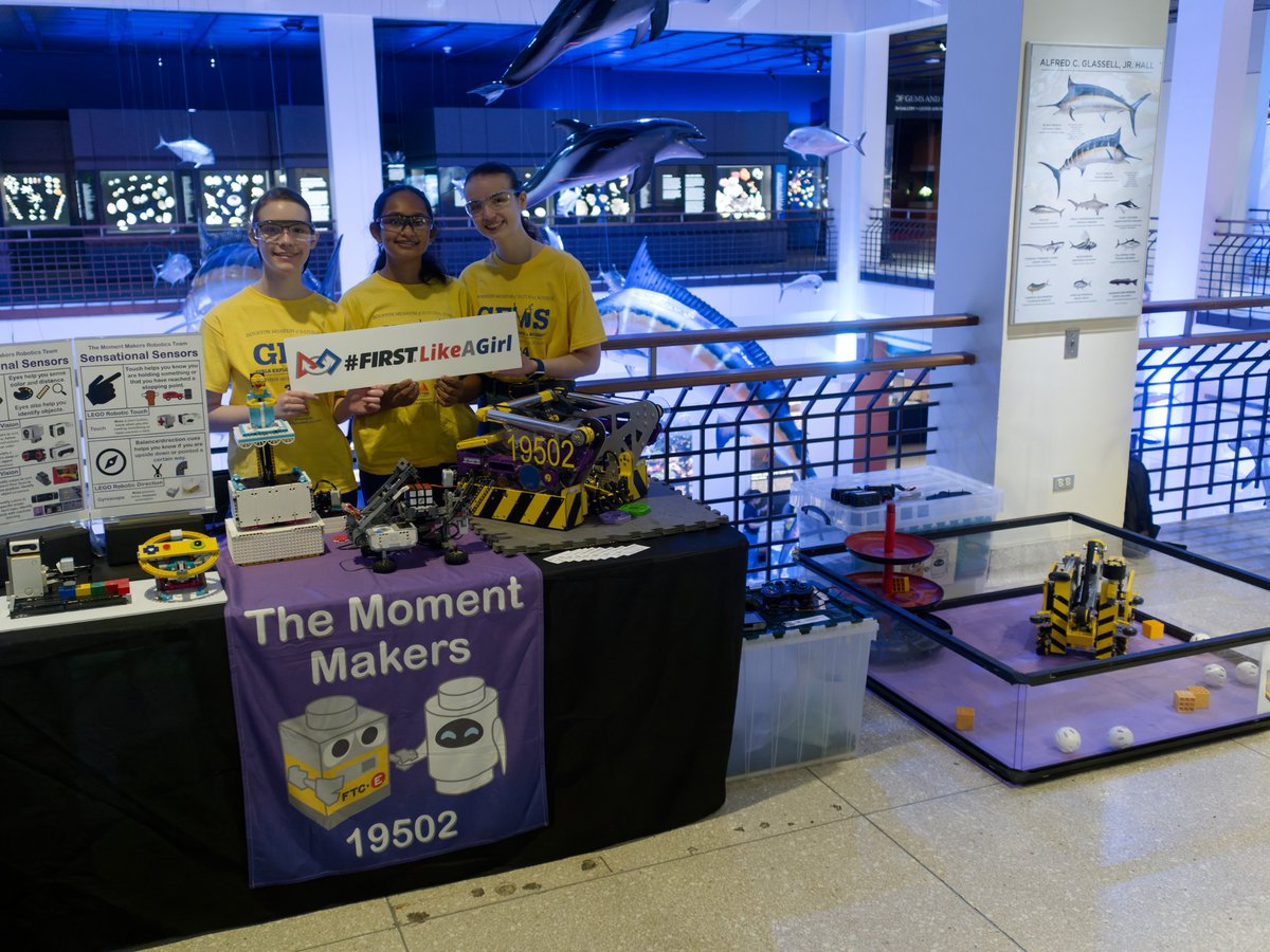 The Moment Makers tweet media