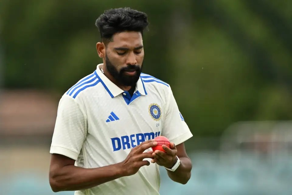 CricinfoHindi's tweet photo. बारिश की बाधा के बाद 46-46 ओवरों का मैच हो रहा है
सिराज और आकाशदीप को सफलता मिल चुकी है
लाइव - https://t.co/aBe6PYiUWN
#BGT #AUSvsIND #INDvsAUS #AUSPMXIvsIND #TourMatch https://t.co/YWFdn7OBWb