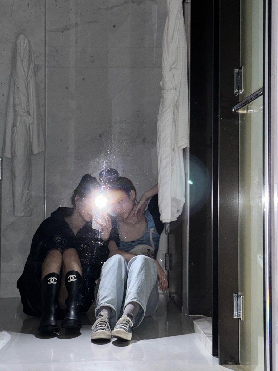 먀카롱즈 최고 ෆ.̮ෆ ˵ 

 #MEOVV #미야오