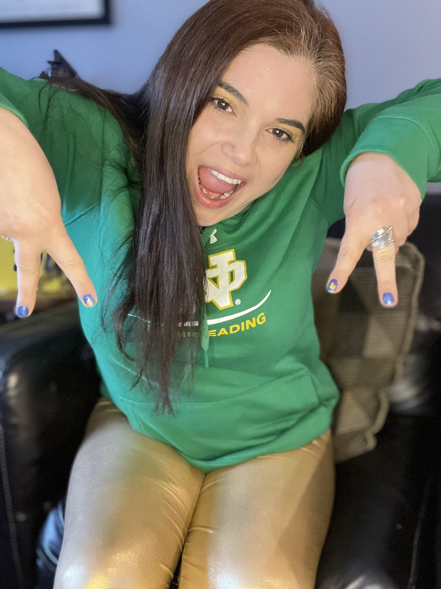 Erin the Tiny Irish RN tweet media