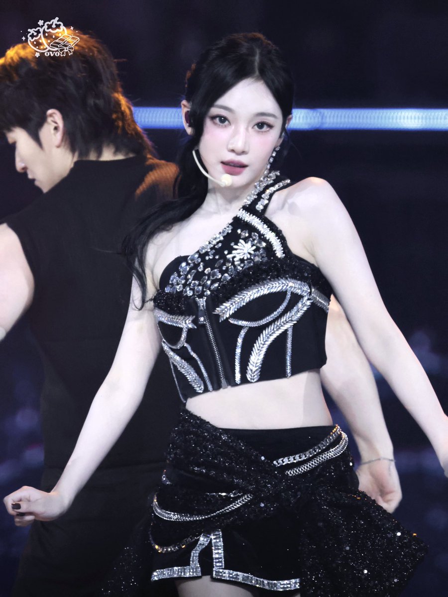 Ovo77mry's tweet photo. 241130 MMA

#NINGNING #닝닝 #宁宁 ＃宁艺卓 https://t.co/tSUFvj8RCO