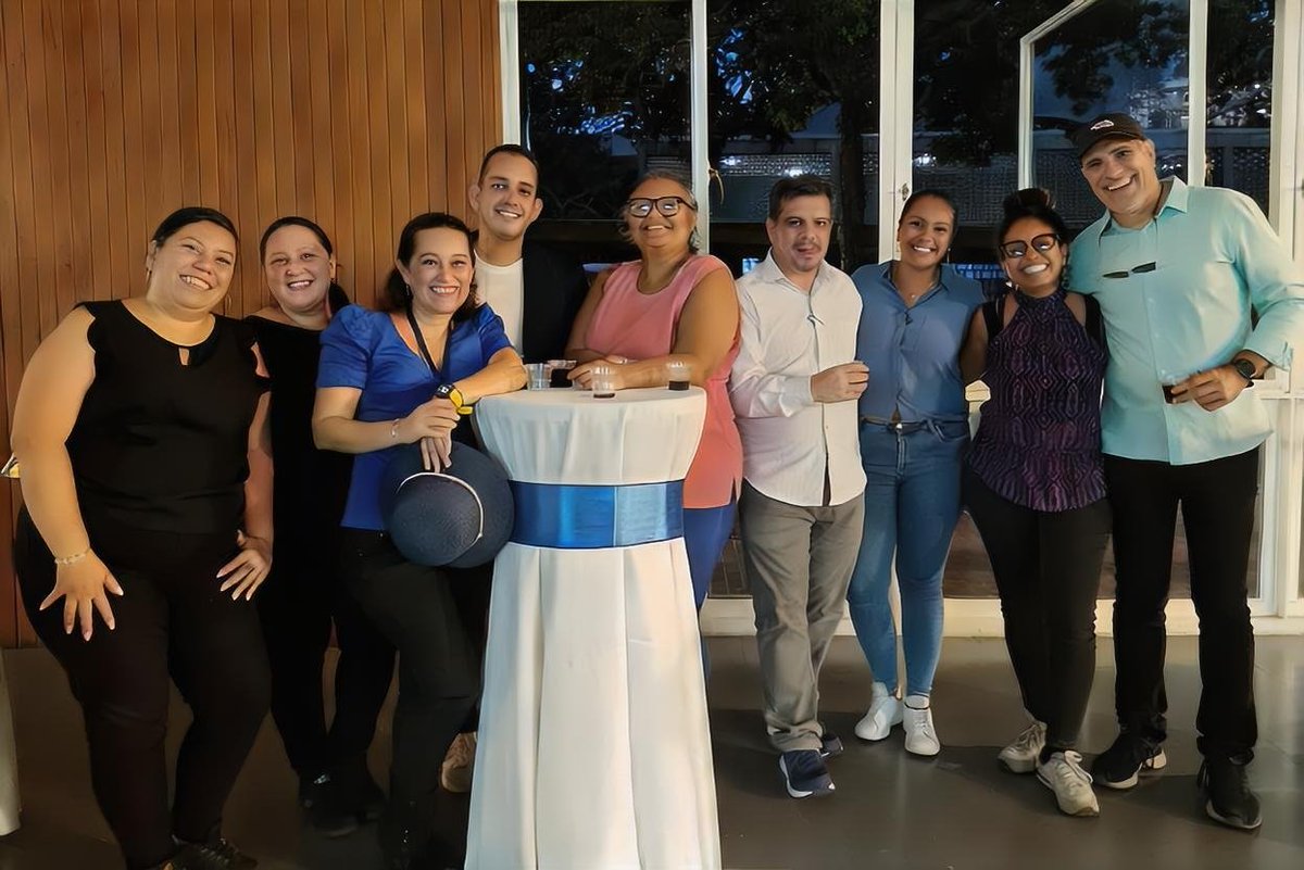 🎉🔗 ¡Celebramos la juramentación de la nueva Junta Directiva de la Sociedad Venezolana de Catálisis! Con un renovado compromiso, trabajaremos juntos para impulsar la investigación y el desarrollo en catálisis en nuestro país. ¡Vamos hacia adelante! #Catálisis #Venezuela