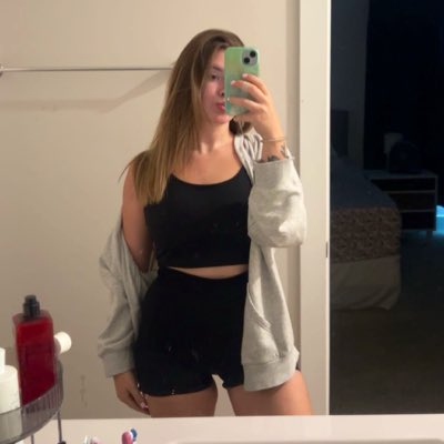 allydenz89's tweet photo. #NewProfilePic https://t.co/Fzj1Y5Ekgb