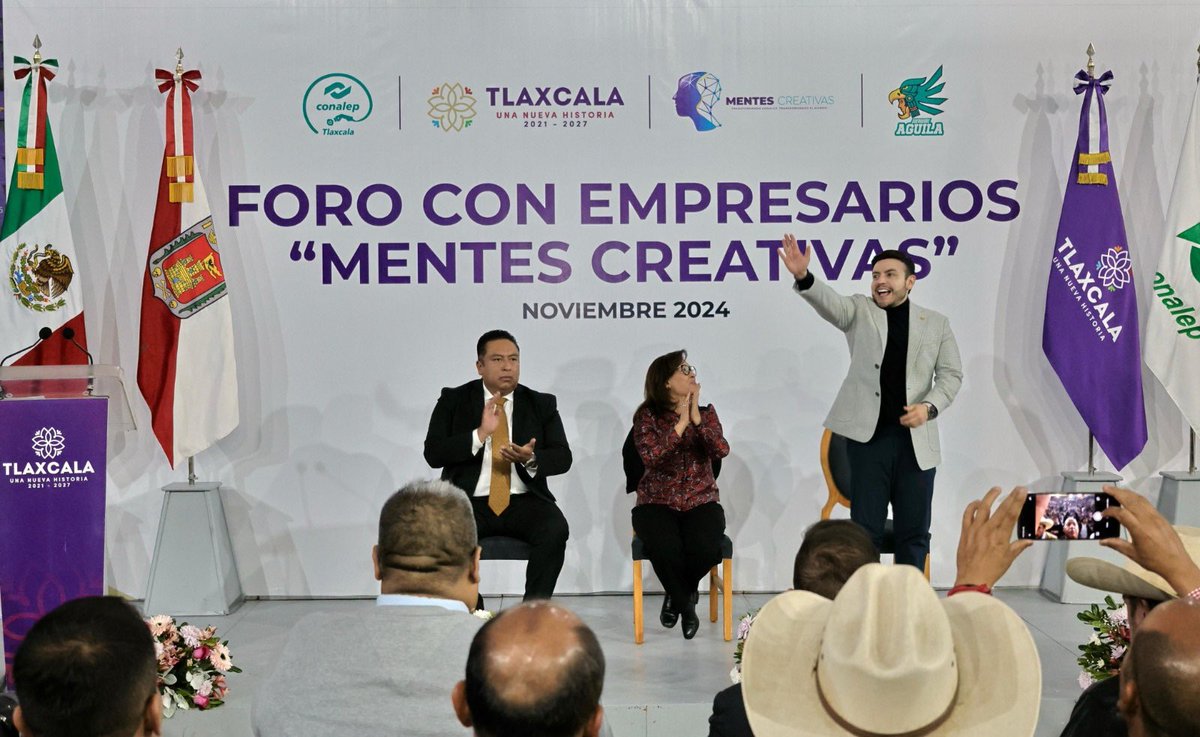 Roronava's tweet photo. Junto a la querida gobernadora de Tlaxcala, @LorenaCuellar inauguramos el foro: “Mentes Creativas del CONALEP 2024”. Celebramos la creatividad, la innovación y el espíritu emprendedor que caracteriza a nuestra comunidad estudiantil. 🇲🇽👊🏻 https://t.co/BodA0O9CUK