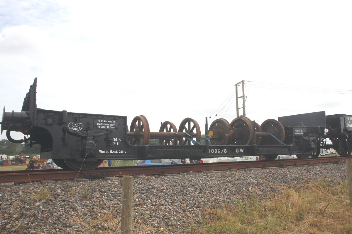 Norton Fitzwarren, Somerset. DW 100678. 18t 4w Chaired sleeper wagon. Swindon, lot 1313, 1939. Photo: 03.08.2024. #NortonFitzwarren #Somerset #railway <a href="/SalopianLyne/">Richard Bywater</a>
