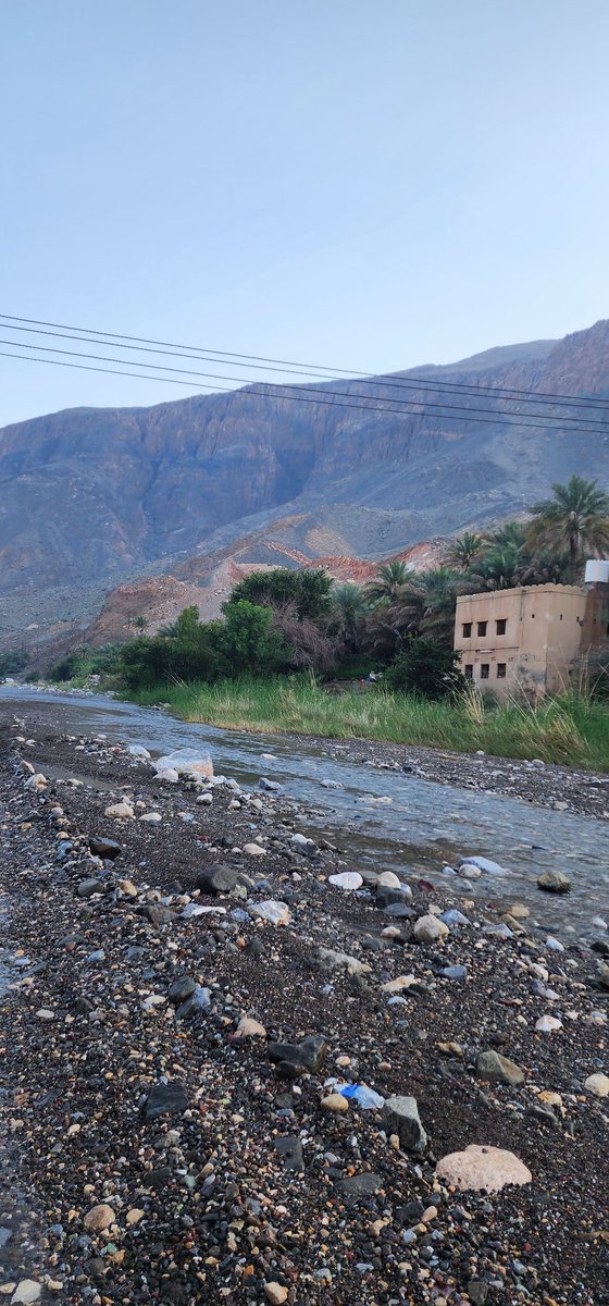 الـسعـي نـحـو الـحـق
 رحـلـةٌ لـم تـكـن يـومـاً مـا سـهـلـة فـهـي تـبـدأ مـن أعـمـاق الـروح حـيـث يـضـيء نـور الـيـقـيـن طـريـق الـباحـث عـن الـعـدل والـصـدق
هـو طـريـق قـد يـبـدو وعـراً مـحـفـوفـاً بـالـصـعـاب
لـكـنـه مـمـتلـئٌ بـمـعـانٍ سـامـيـة تـعـانـق الـسـمـاء

#صباح_الخير