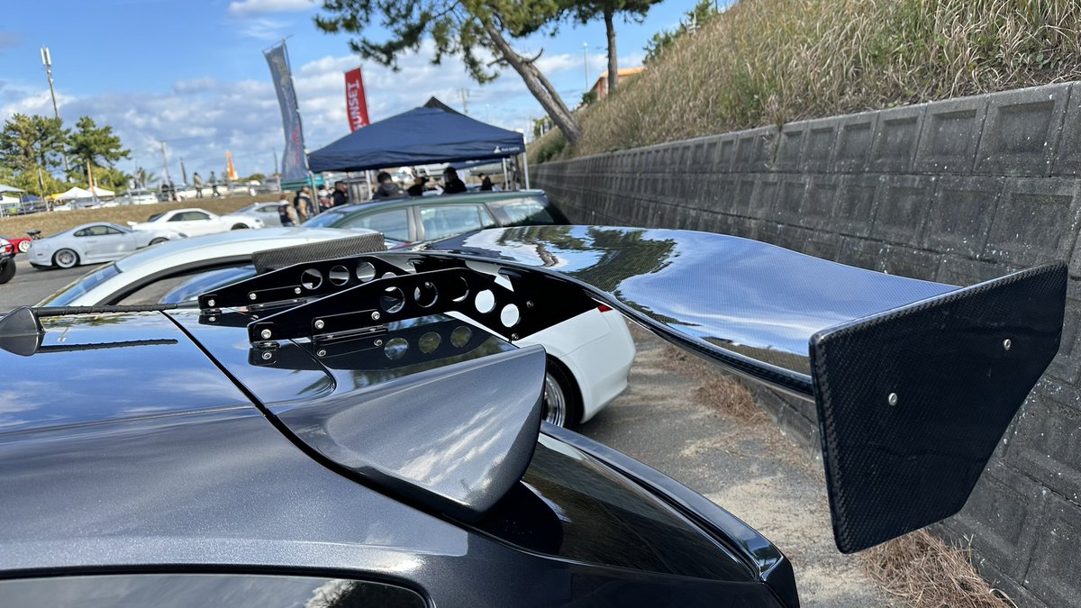 frgrbimpreza's tweet photo. 本日、ストリートインターナショナルに出展しております。
ホイールを、JDM concept GT6
ゼニスのチルトアップサンルーフ
ウィングラダーをブラックに、変更しております!
#streetinternational
#JDMconcept https://t.co/HQLbfAkeVp