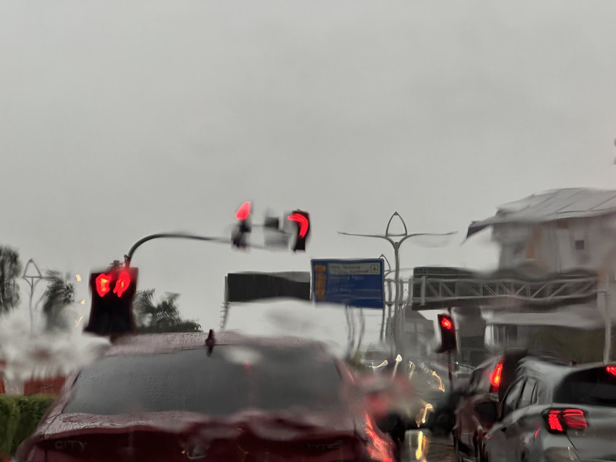 Semakin berat ujian yang kita hadapi, semakin besar ganjaran pahala buat kita. 

Tersentuh dengan bagaimana Nabi ﷺ memberitahu tentang hakikat ujian. 

Ketika kita merasa berat, jiwa menjadi lemah kerana ujian, ingatlah hadith ini: