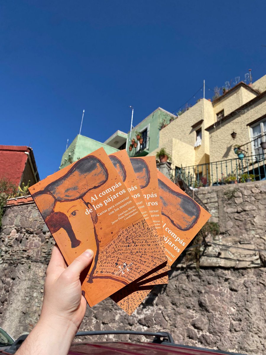 El Gallo Galante tweet media