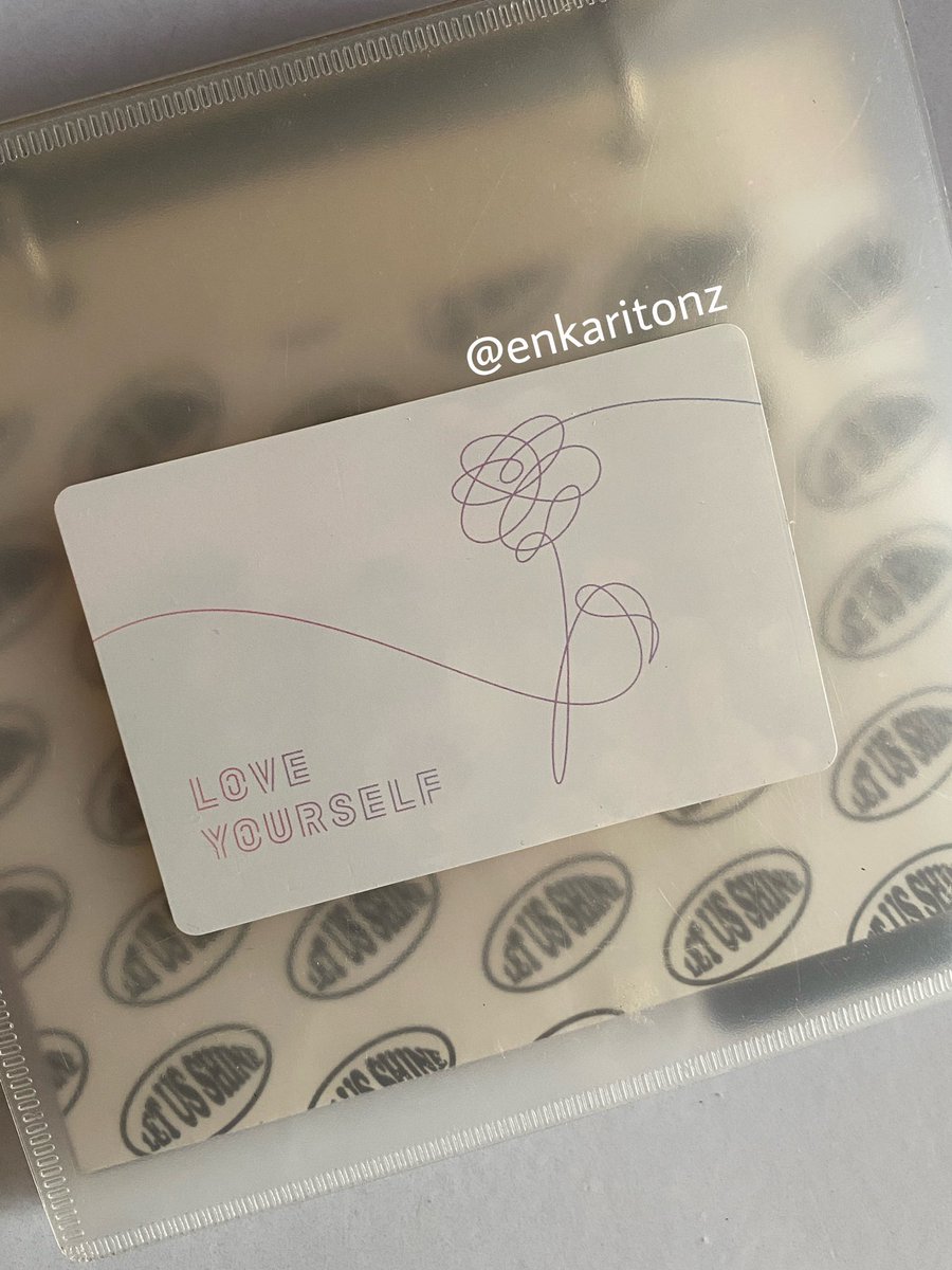 enkaritonz's tweet photo. wts lfb ph

- P6000 negotiable
- onhand, can ship immediately
- PAYO
- see condi below

bts ly love yourself her lenti lenticular rare pc photocard bangtan https://t.co/bx01PJnoKg