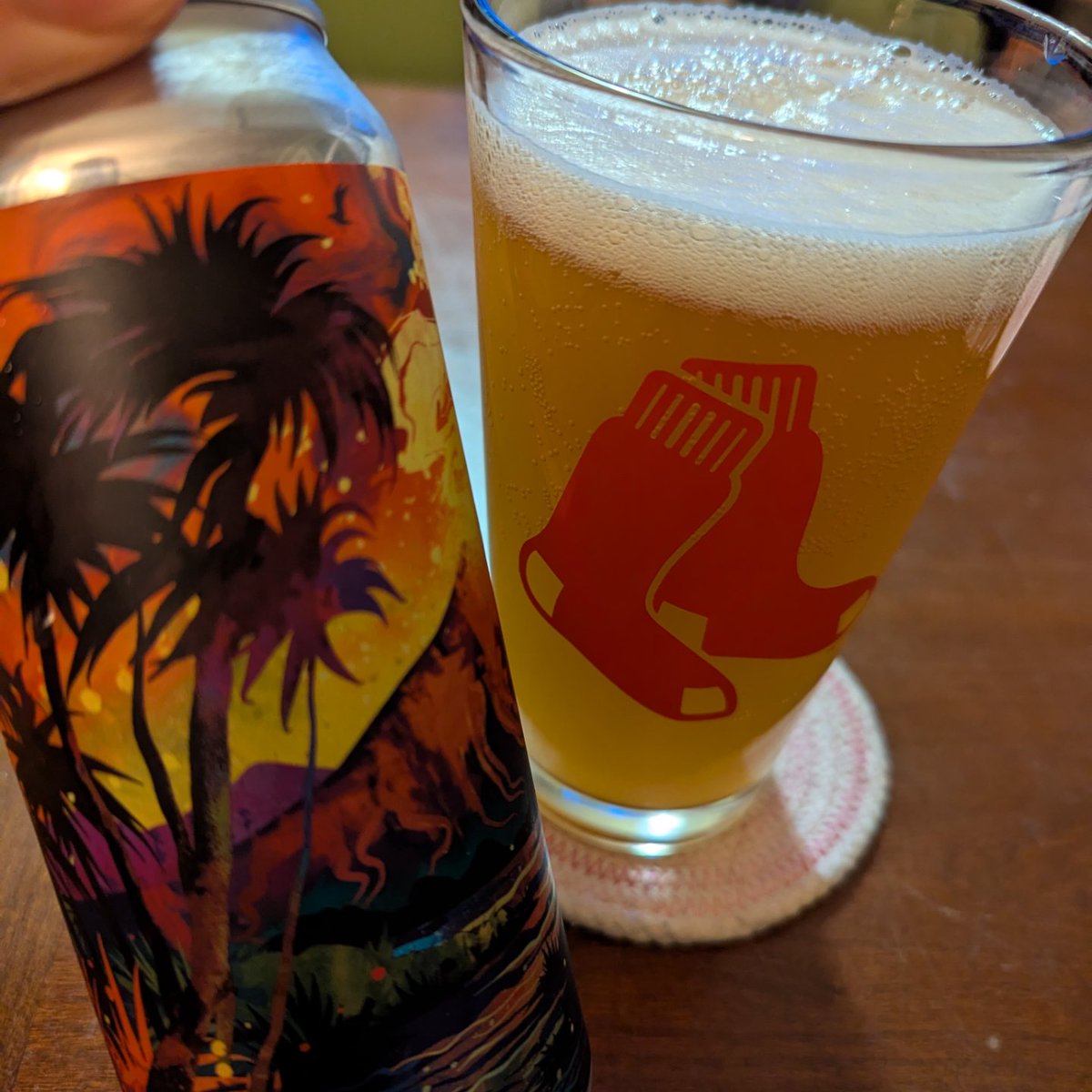 ASFreed's tweet image. Great beer.

#CraftBeer #CraftCans #ProperGlassware #LunaApproved  @badhopper @ManvsAle @RealBMaxwell @madrivertoaster @juggbigt @Just4BeerLovers @david_fuz @timmytckr @JonMontag @MartynMcIntosh @lMinglewoodl @SMem1971 @cellmavin @Fiocho @JohanBBT @amethyst_heels