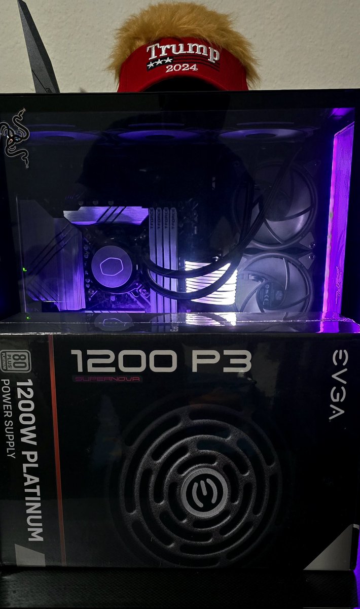 Angelo27K's tweet photo. Upgrade para la mamalona Trumpista en Enero RTX50🔥 https://t.co/Y30FXXt51m