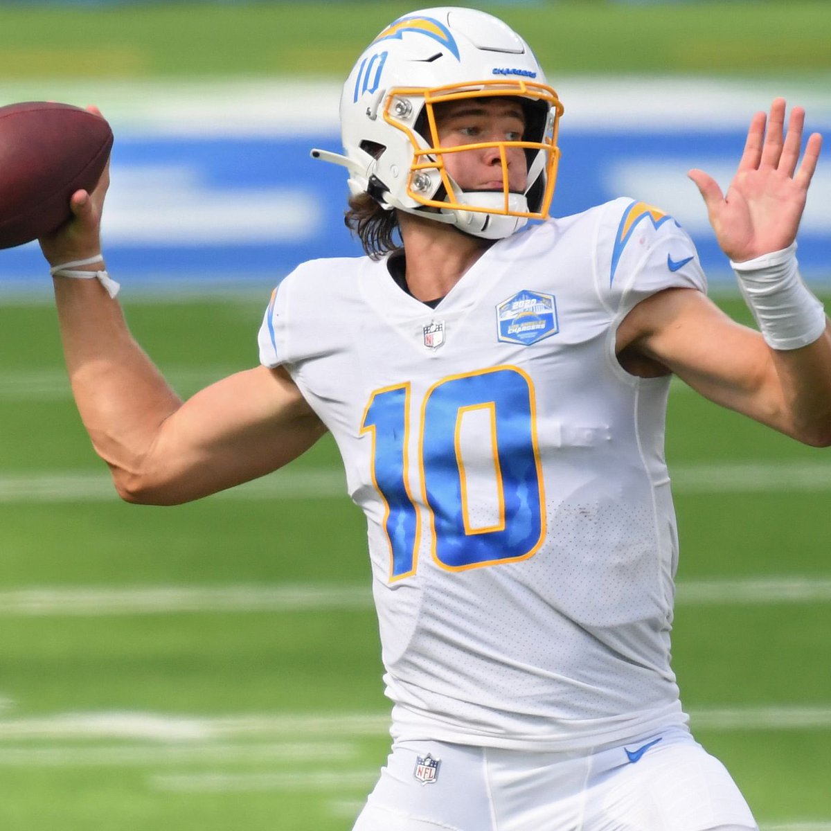 MLFootball's tweet photo. SUPERSTAR: #Chargers QB Justin Herbert is 111 yards away from having the 2ND MOST PASSING YARDS in #NFL HISTORY by a player in their first five NFL seasons.

🤯

Only Hall of Famer Peyton Manning has more than Herbert. https://t.co/Lj5vCdFvjp