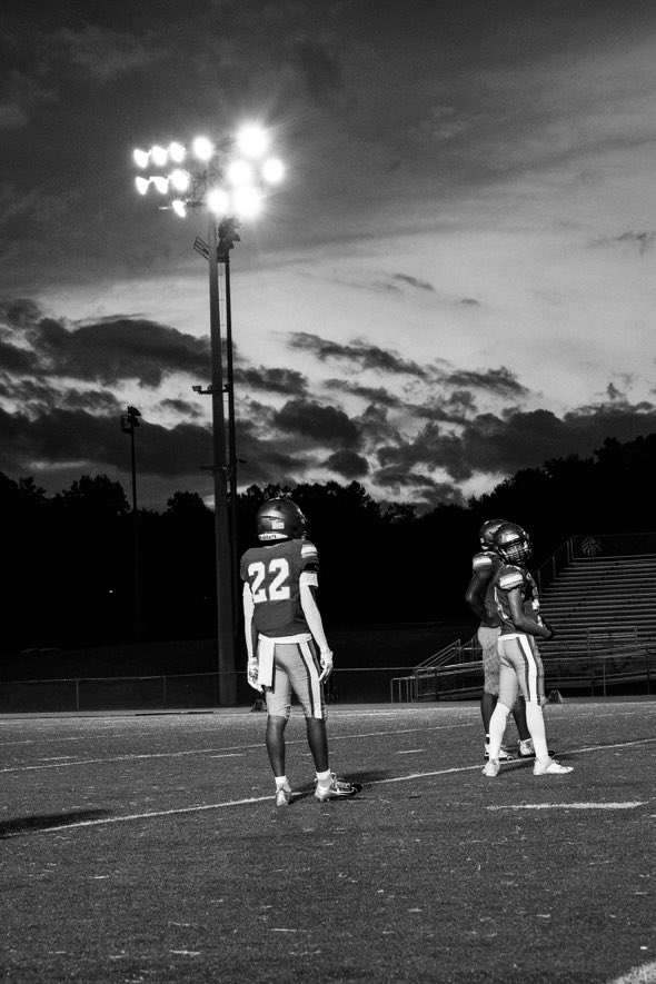 Jr Season highlights - hudl.com/v/2R444x
<a href="/OvertonDarryl/">Darryl Overton</a> 
<a href="/CoachOvertonJ/">Jeffrey Overton Sr.</a>