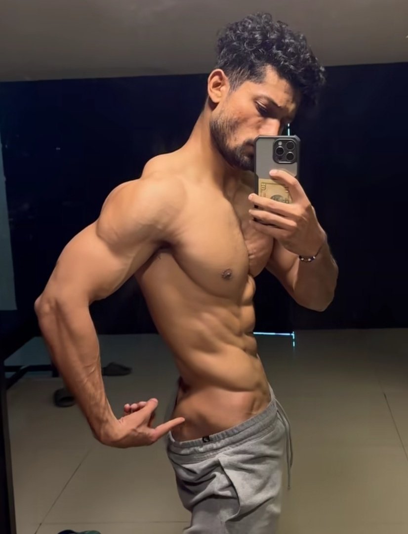 Salcese Riddick (@LoveTheHunk)  X