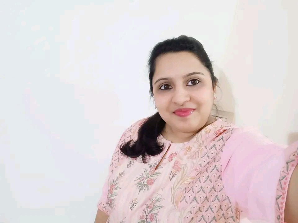 Poojams24's tweet photo. Good Morning ❣❤

#poojams  #pooja #sundayselfie https://t.co/kAB4NPogPk