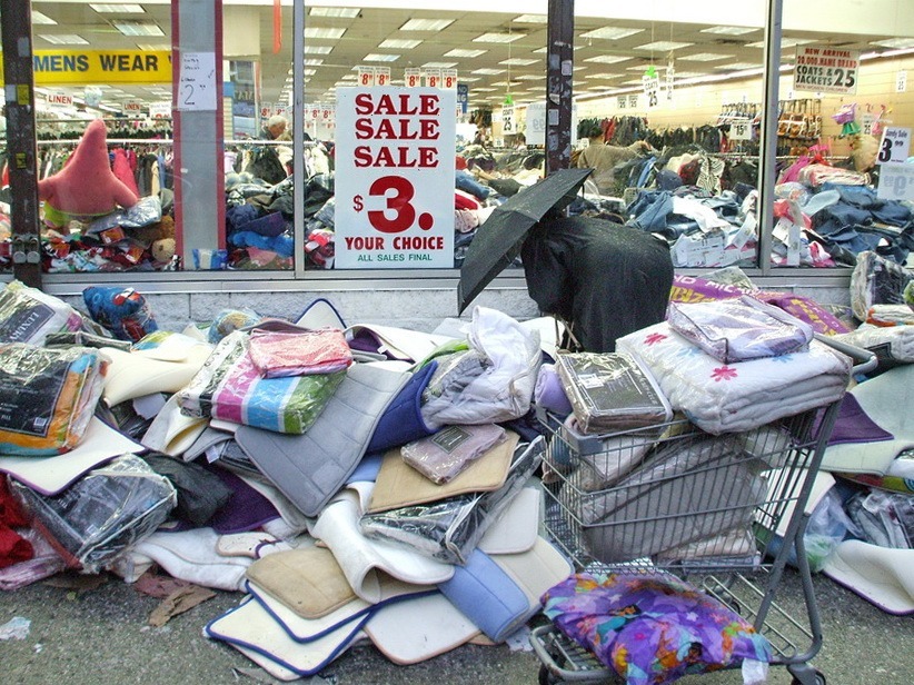 Чёрная пятница в США.  Народ шоппится.