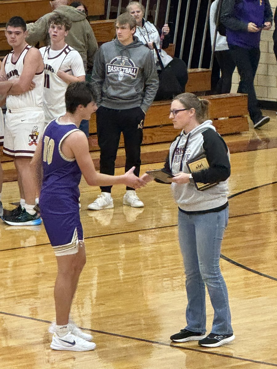 CantonActivity's tweet photo. Congratulations, Lakon Otto and Logan Nichols @LittleGiantsBB for being named to the Fulton County All-Tournament Team!  #LittleGiants https://t.co/vYQPGile2X