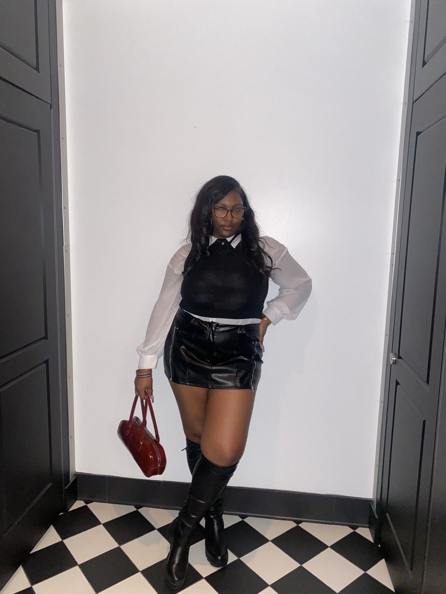 mkfentyy's tweet photo. trippin on this fantasy🧚🏾‍♀️🫶🏾 https://t.co/tVLuCk7sI0