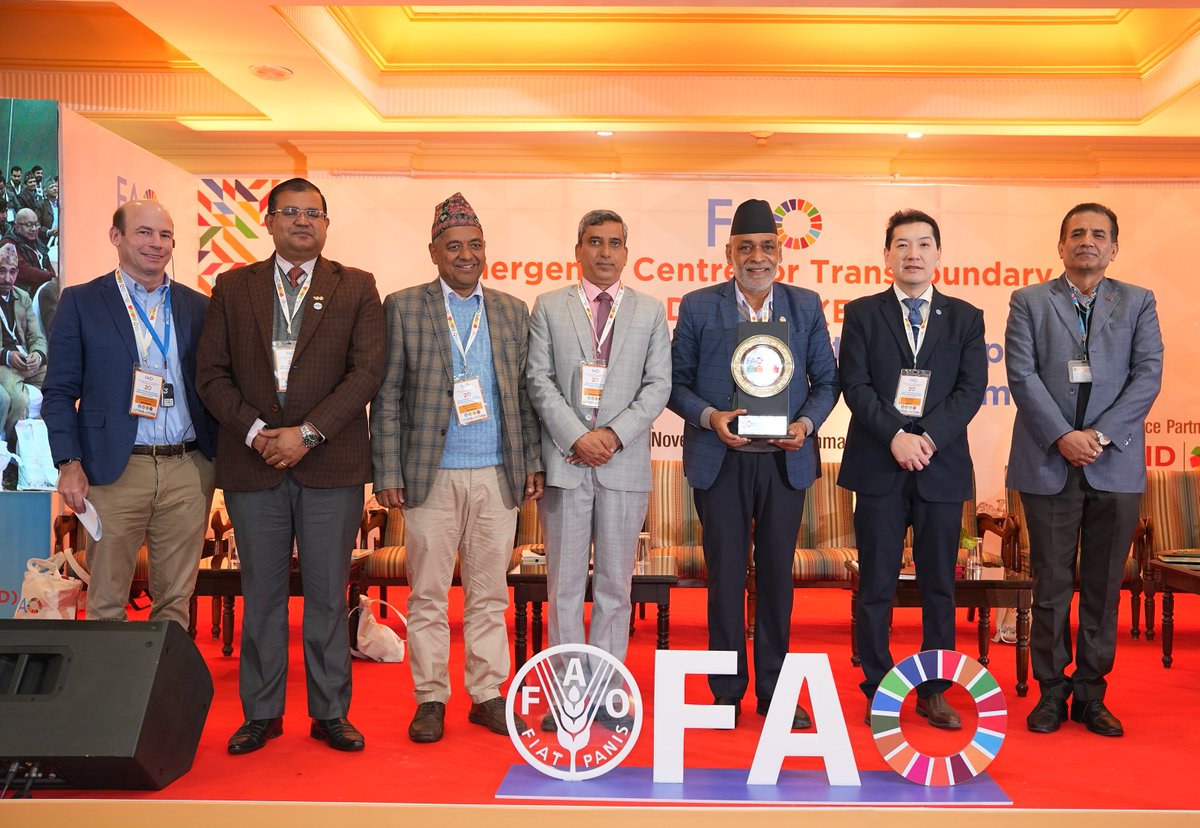 FAONepal's tweet photo. Celebrating 20 years of Contribution. FAO ECTAD 🇳🇵has been leading  in safeguarding animal health and protecting the environment with two decades of impactful work, @FAOAsiaPacific 
#FAOECTAD #AnimalHealth #Onehealth https://t.co/UVtBhlsre4