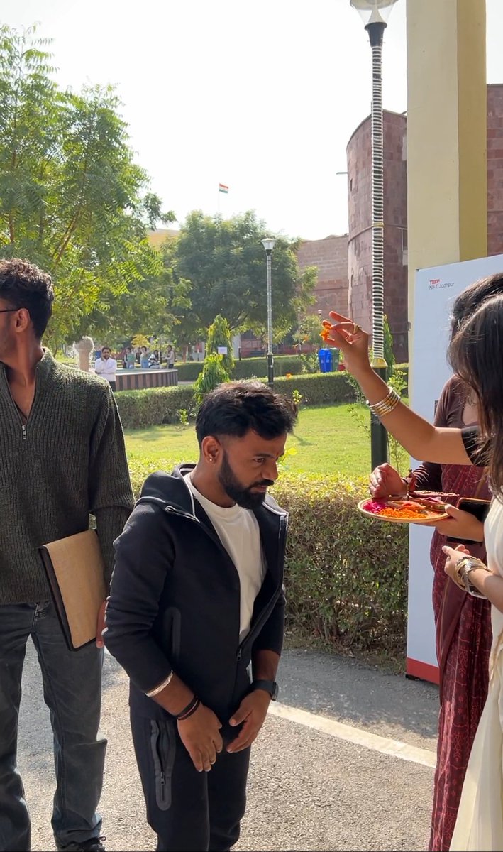 A round of applause for Mr. Krishna Nagar as he joins us today at #TEDxNIFTJodhpur . Can’t wait to hear his thoughts!

#KrishnaNagar #ParalympicChampion #Inspiration #Resilience #TEDx